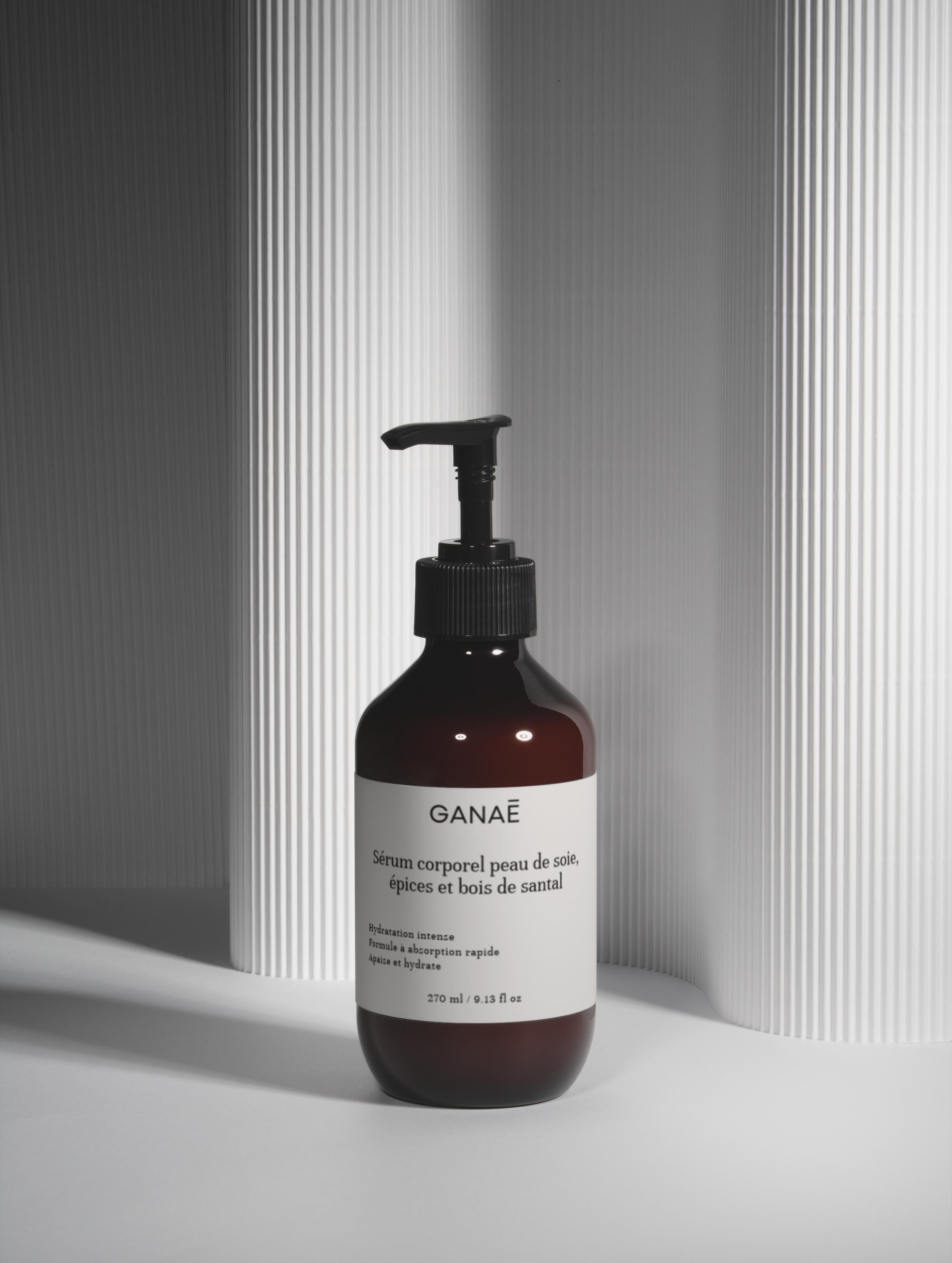 Sérum corporel peau de soie, épices et bois de santal