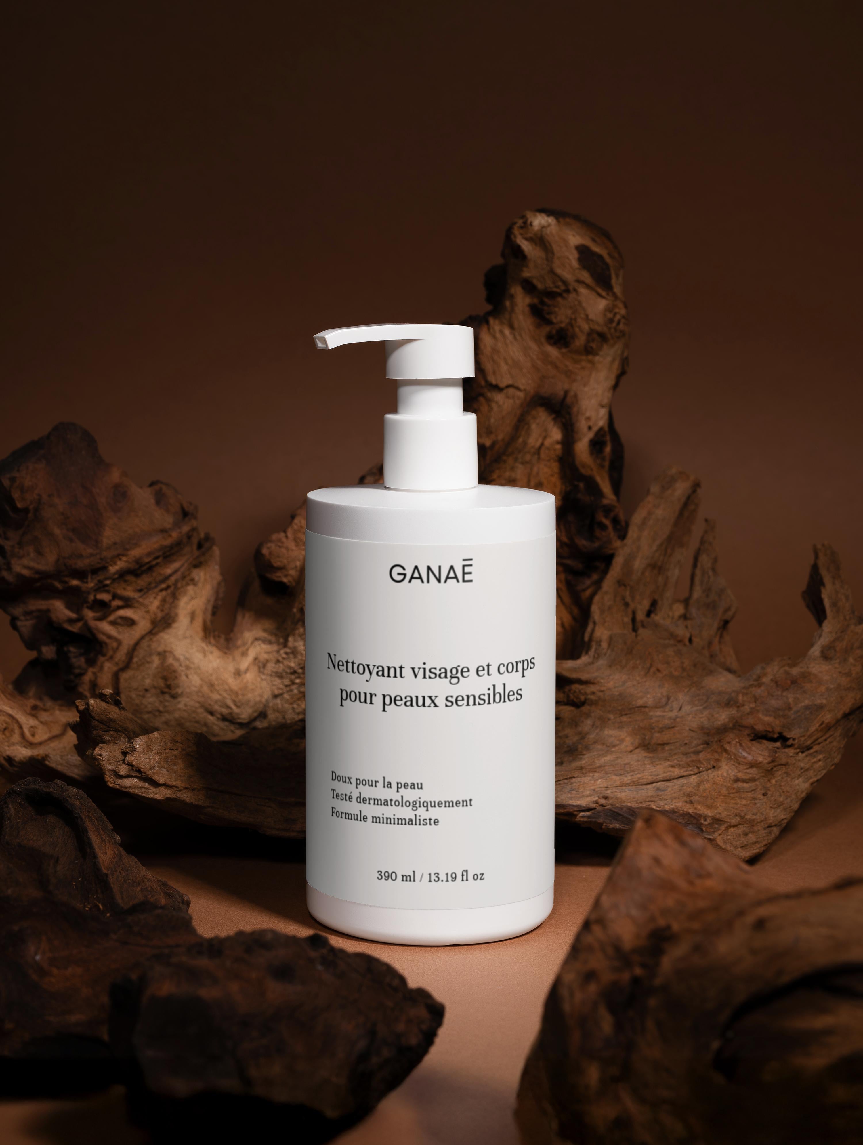 Nettoyant visage et corps pour peaux sensibles