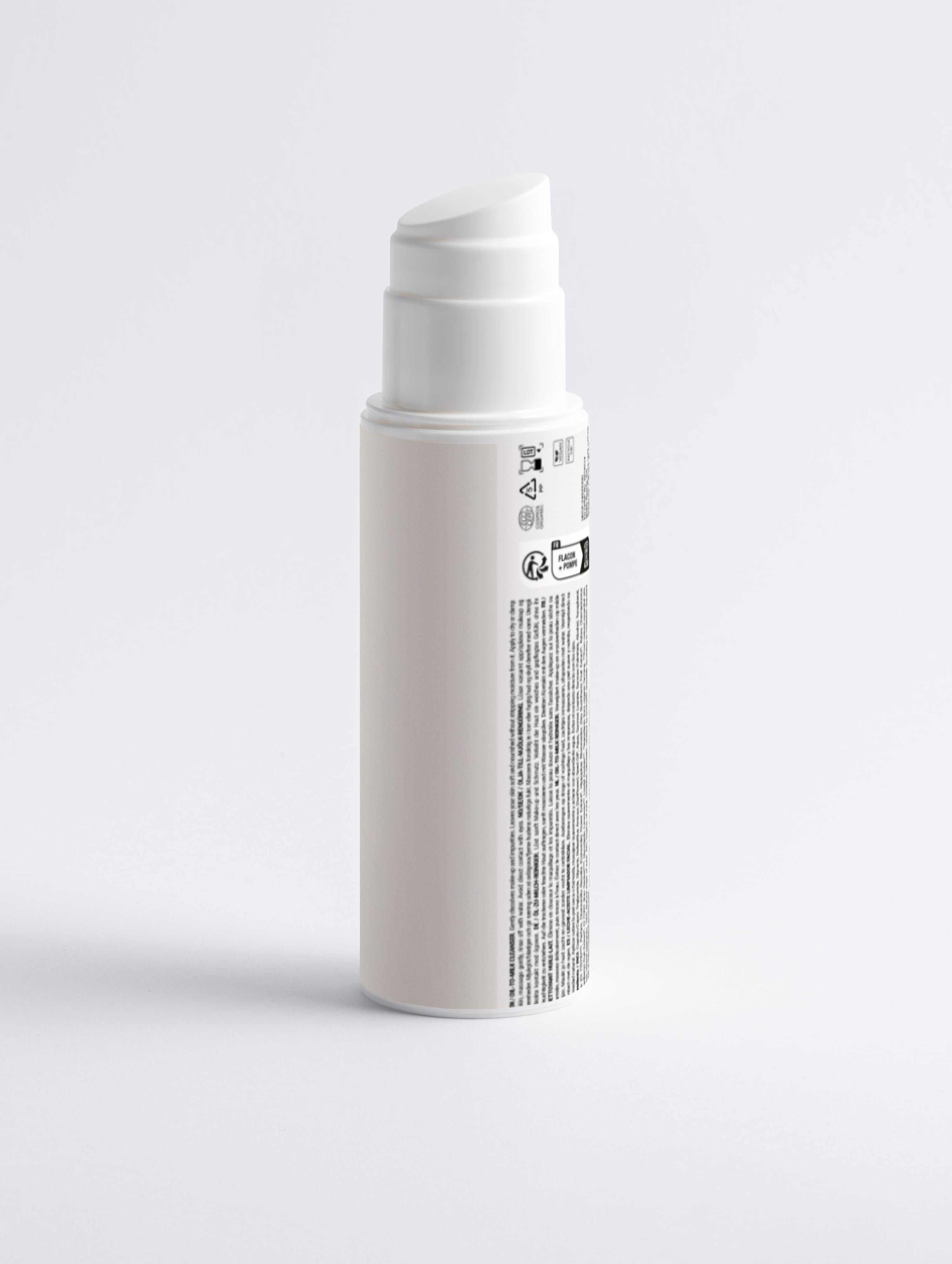 Nettoyant huile-en-lait pour peaux sensibles